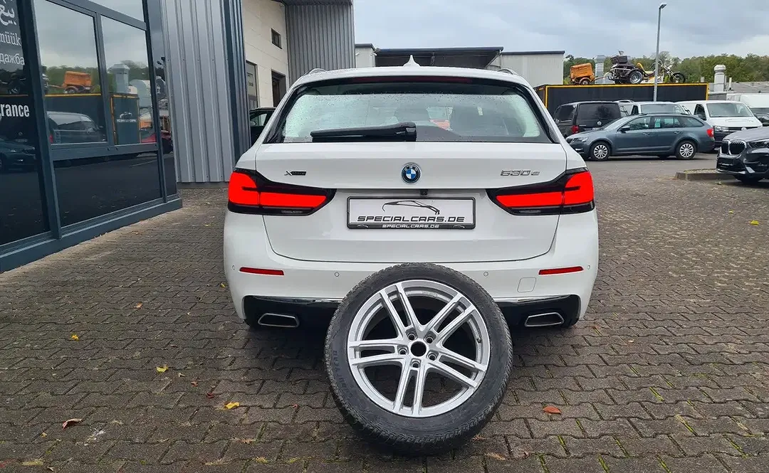 BMW 530 xDrive Luxury Line - Thumbnail 7