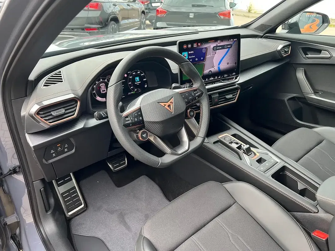 CUPRA Formentor 2.0 TSI DSG AUT 4x4 - Thumbnail 6