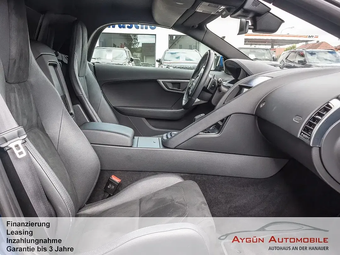 Jaguar F-Type P300 Cabriolet - Thumbnail 11