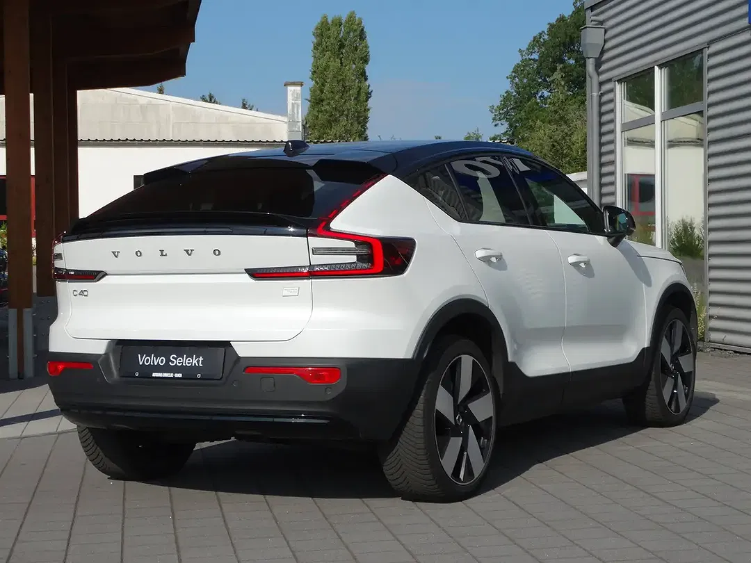 Volvo C40 eAWD Recharge 1st Edition - Thumbnail 5