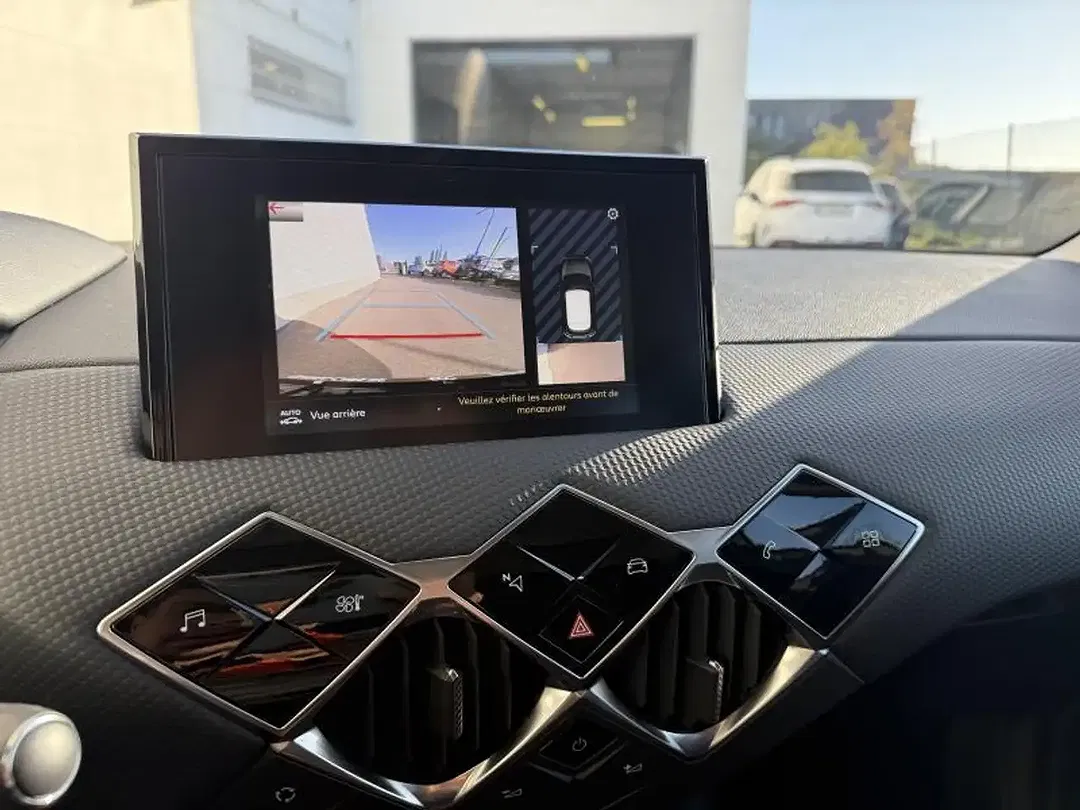 DS Automobiles DS 3 Crossback - Thumbnail 14