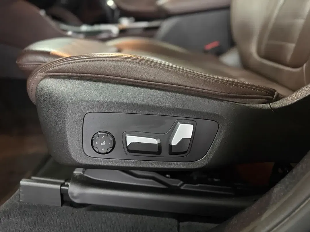 BMW X4 M - Thumbnail 20