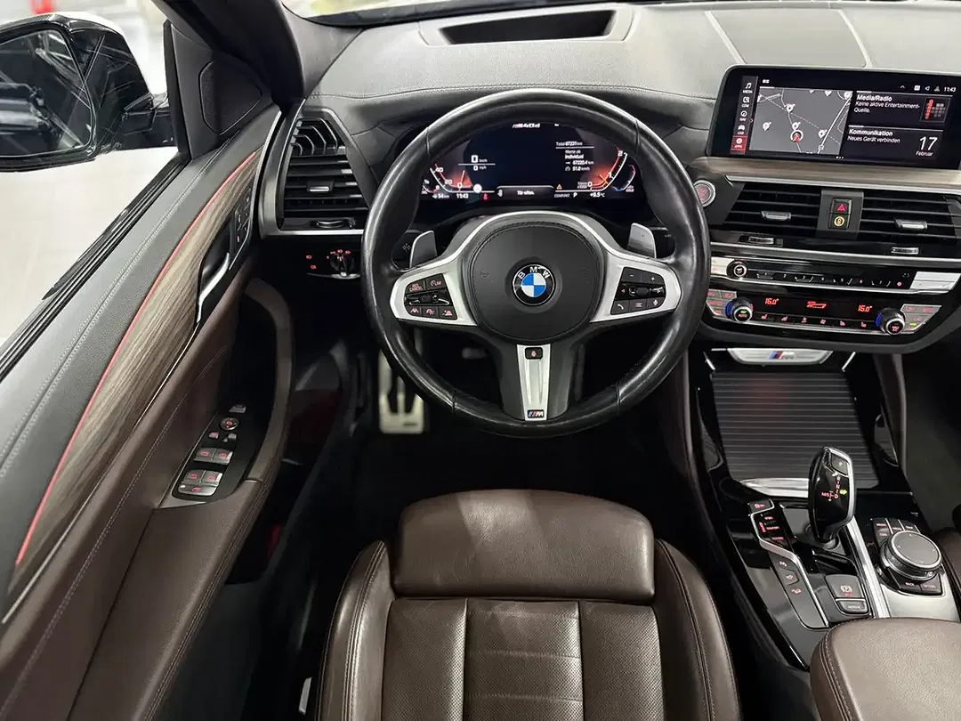BMW X4 M - Thumbnail 25