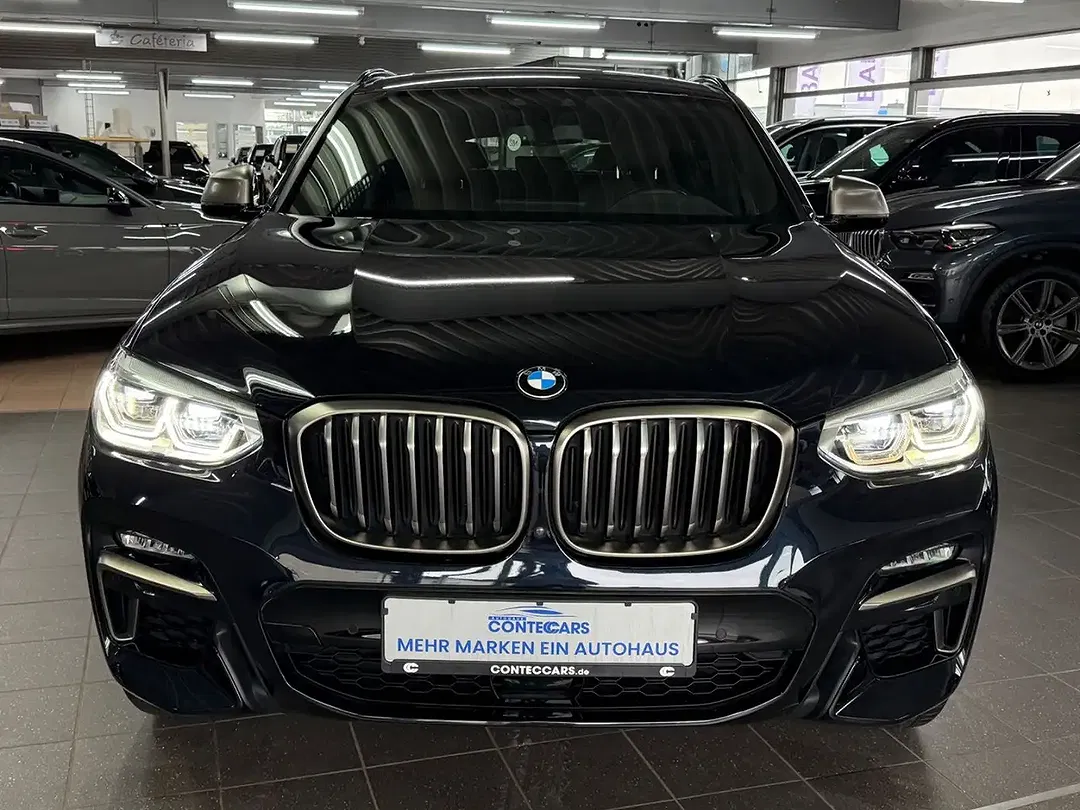 BMW X4 M - Thumbnail 3
