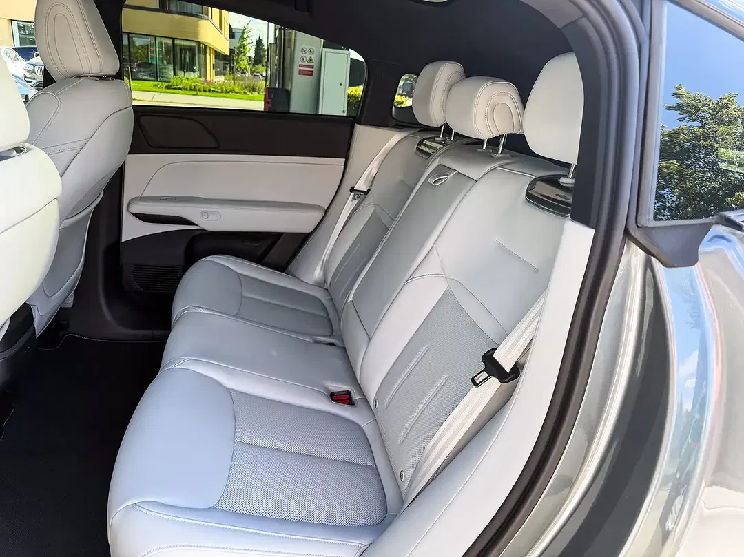 Xpeng G6 RWD Standard Range - foto 15