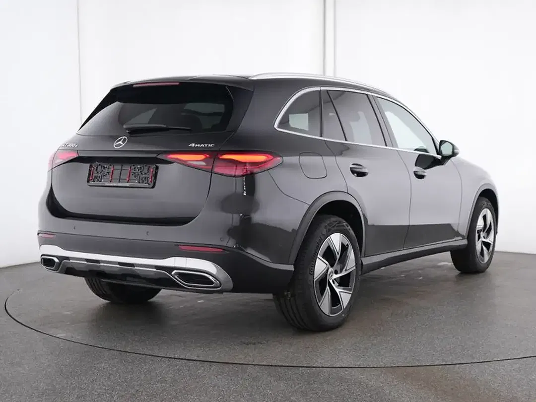 Mercedes-Benz GLC 300 4MATIC Avantgarde - Thumbnail 2