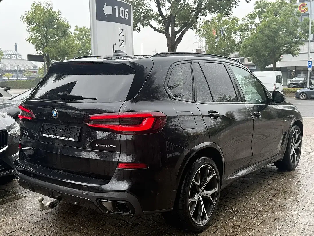 BMW X5 xDrive M Sport - Thumbnail 13
