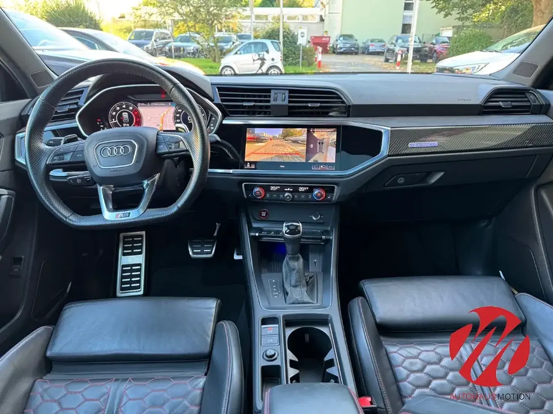 Audi RS Q3 2.5 TFSI quattro Matrix LED Sportback - Thumbnail 11