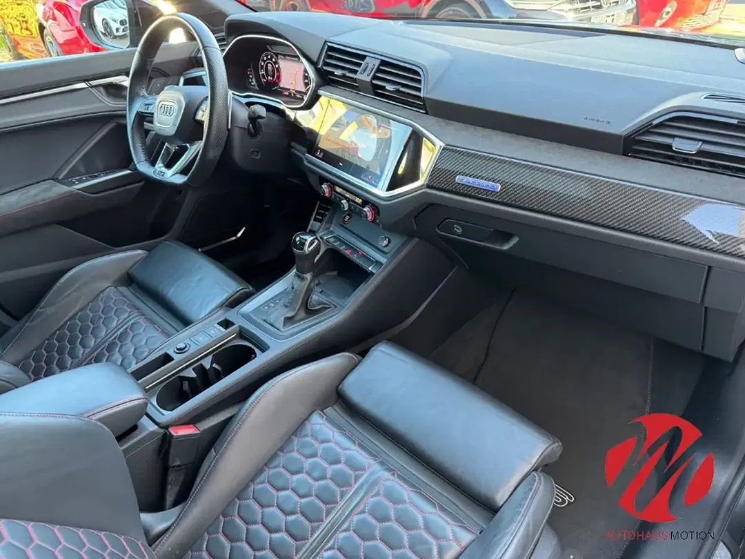 Audi RS Q3 2.5 TFSI quattro Matrix LED Sportback - Thumbnail 13