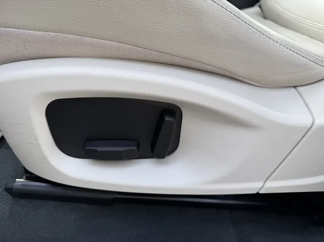 Jaguar E-Pace 2.0 4x4 S - Thumbnail 9