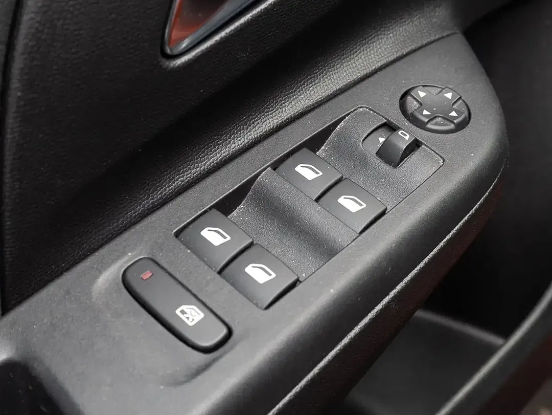 Opel Corsa EV Elegance - Thumbnail 6
