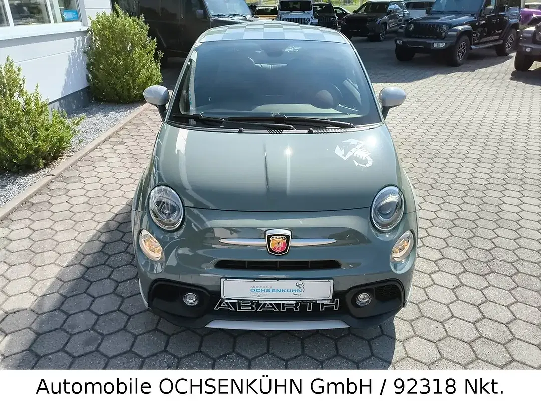 Abarth 695 - Thumbnail 3
