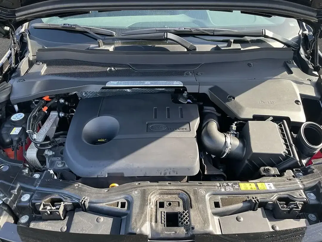 Land Rover Discovery Sport P270e Dynamic SE - Thumbnail 11