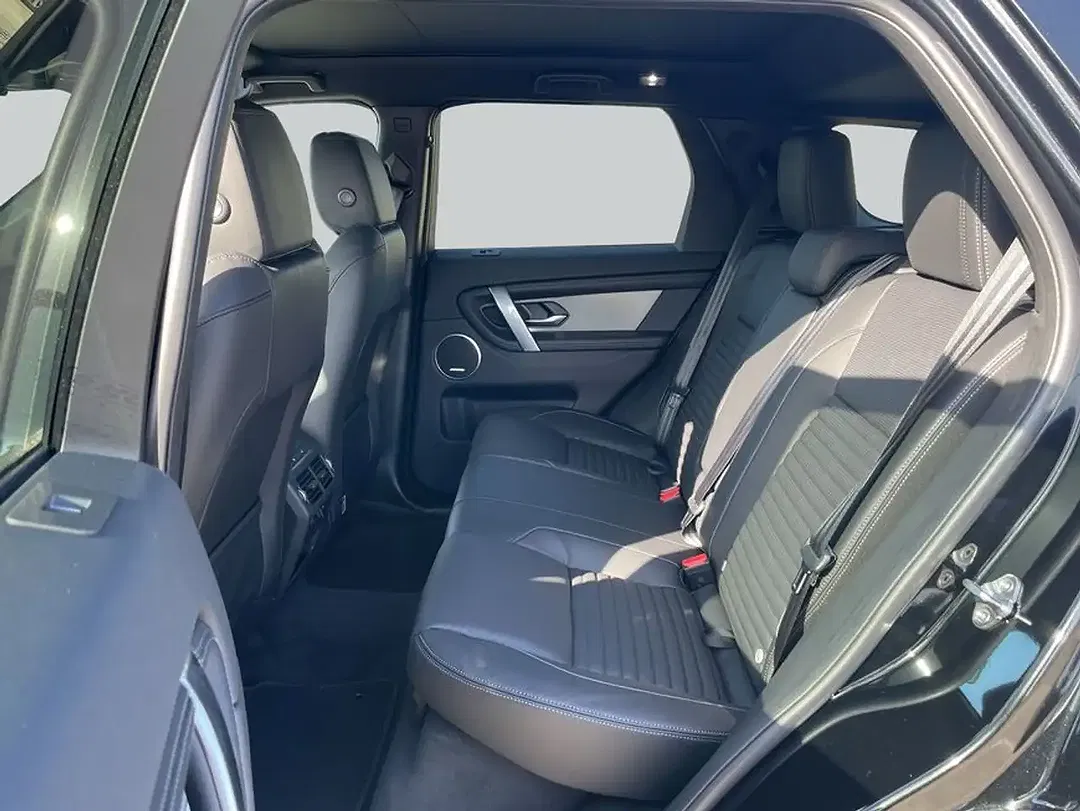 Land Rover Discovery Sport P270e Dynamic SE - Thumbnail 6