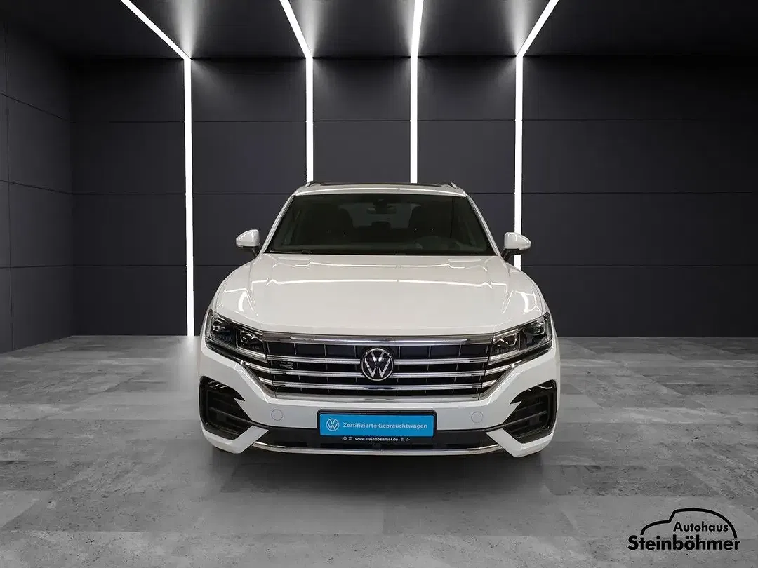 Volkswagen Touareg R-Line - Thumbnail 11