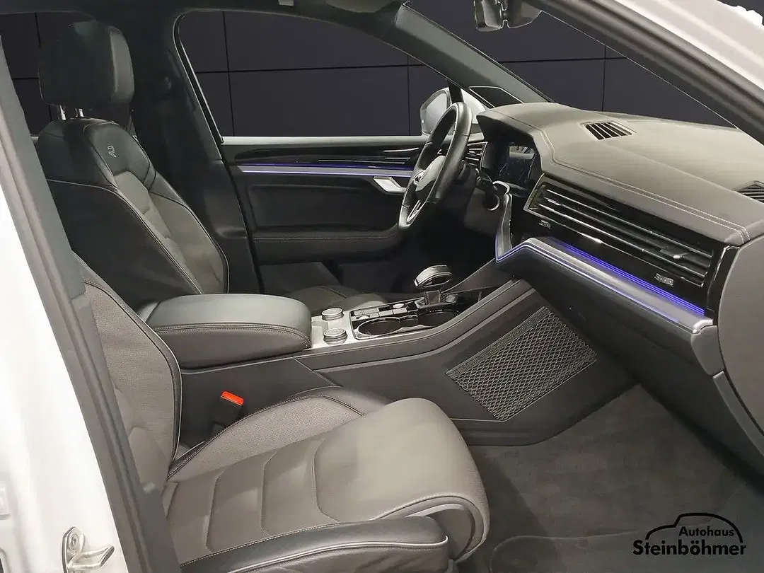Volkswagen Touareg R-Line - Thumbnail 14