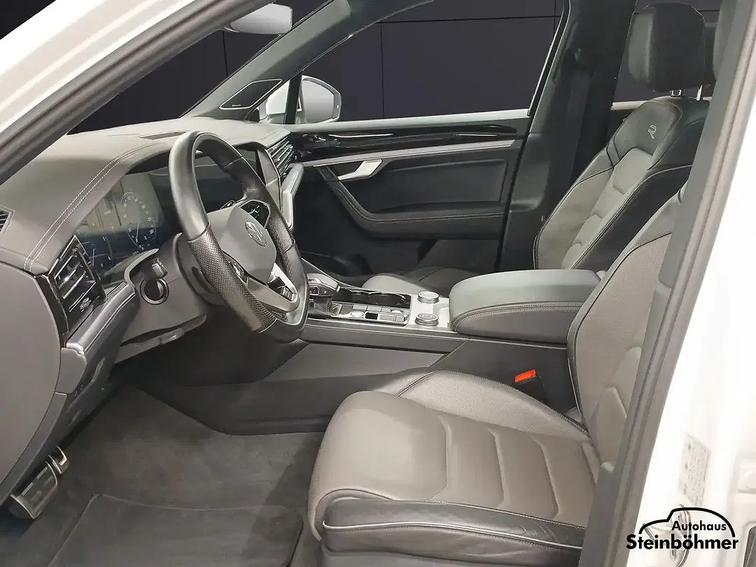 Volkswagen Touareg R-Line - Thumbnail 17
