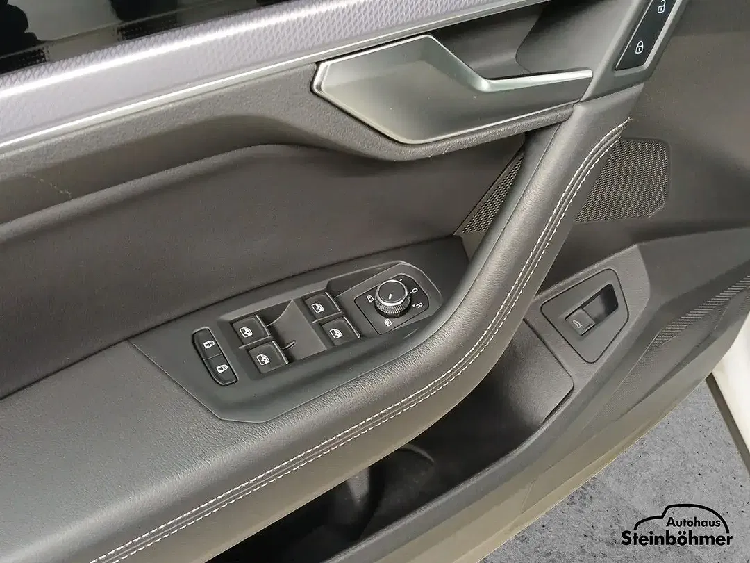 Volkswagen Touareg R-Line - Thumbnail 18