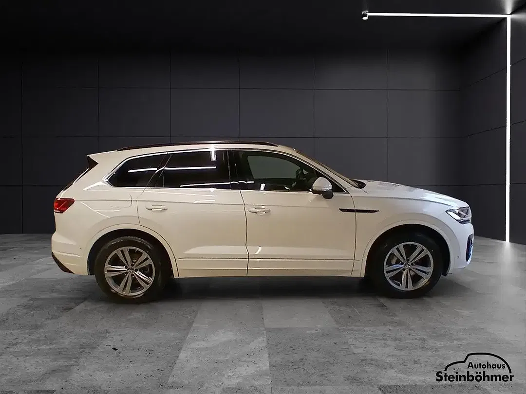 Volkswagen Touareg R-Line - Thumbnail 9