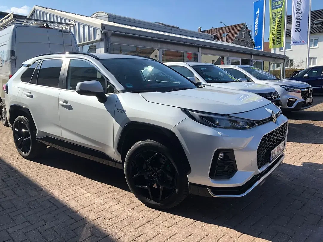 Suzuki Across Hybrid Comfort+ - Afbeelding 1