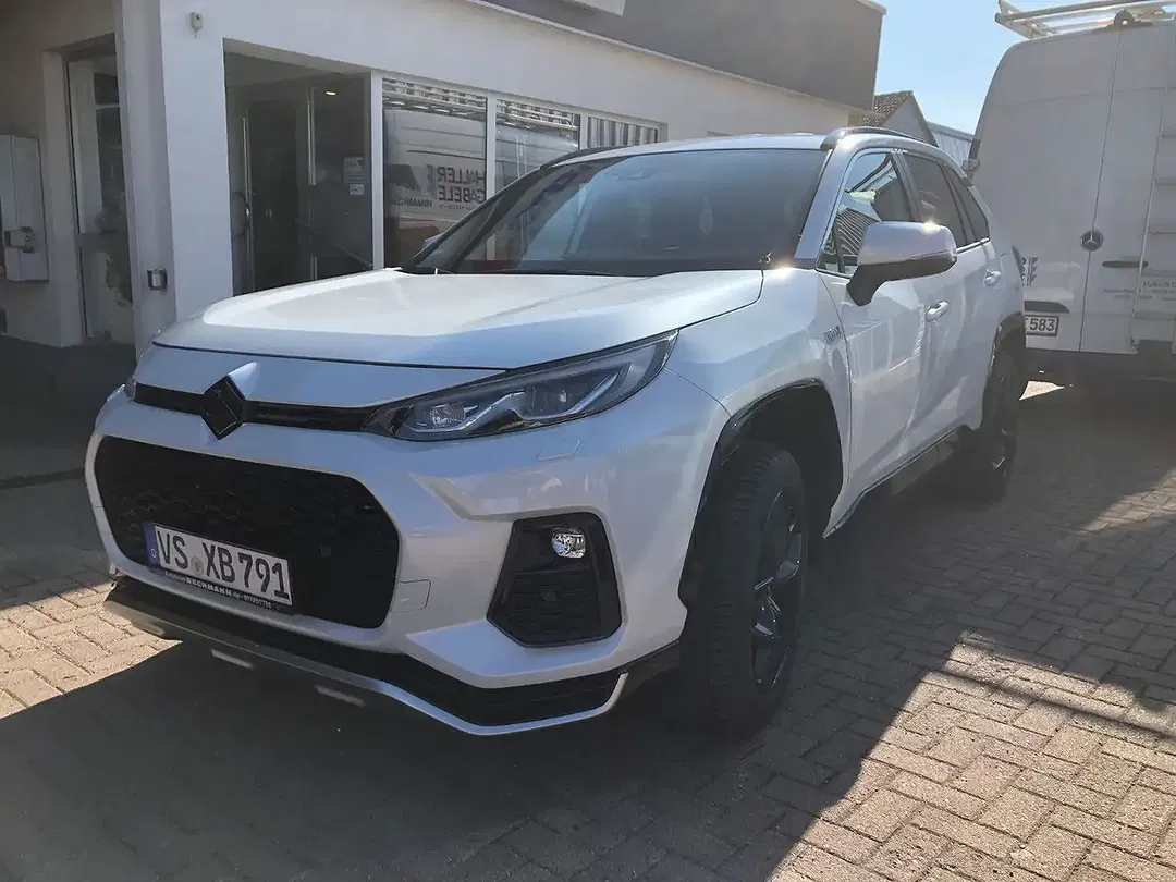 Suzuki Across Hybrid Comfort+ - Thumbnail 3