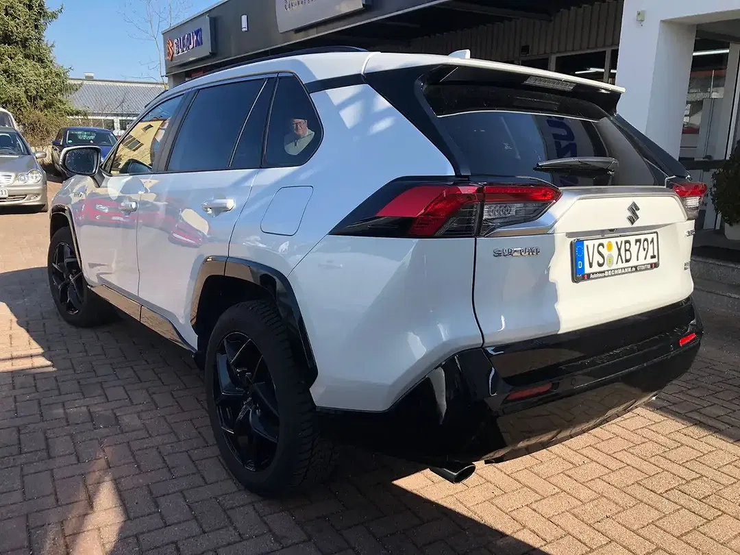 Suzuki Across Hybrid Comfort+ - Thumbnail 6