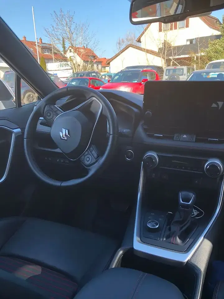 Suzuki Across Hybrid Comfort+ - Thumbnail 8