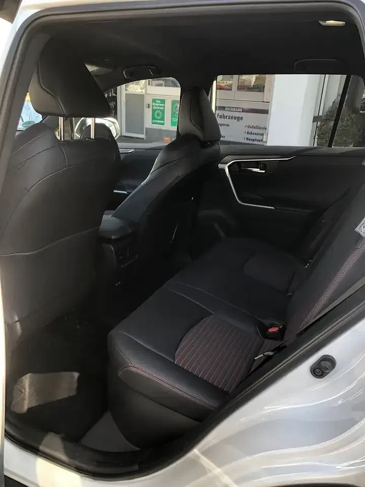 Suzuki Across Hybrid Comfort+ - Thumbnail 9