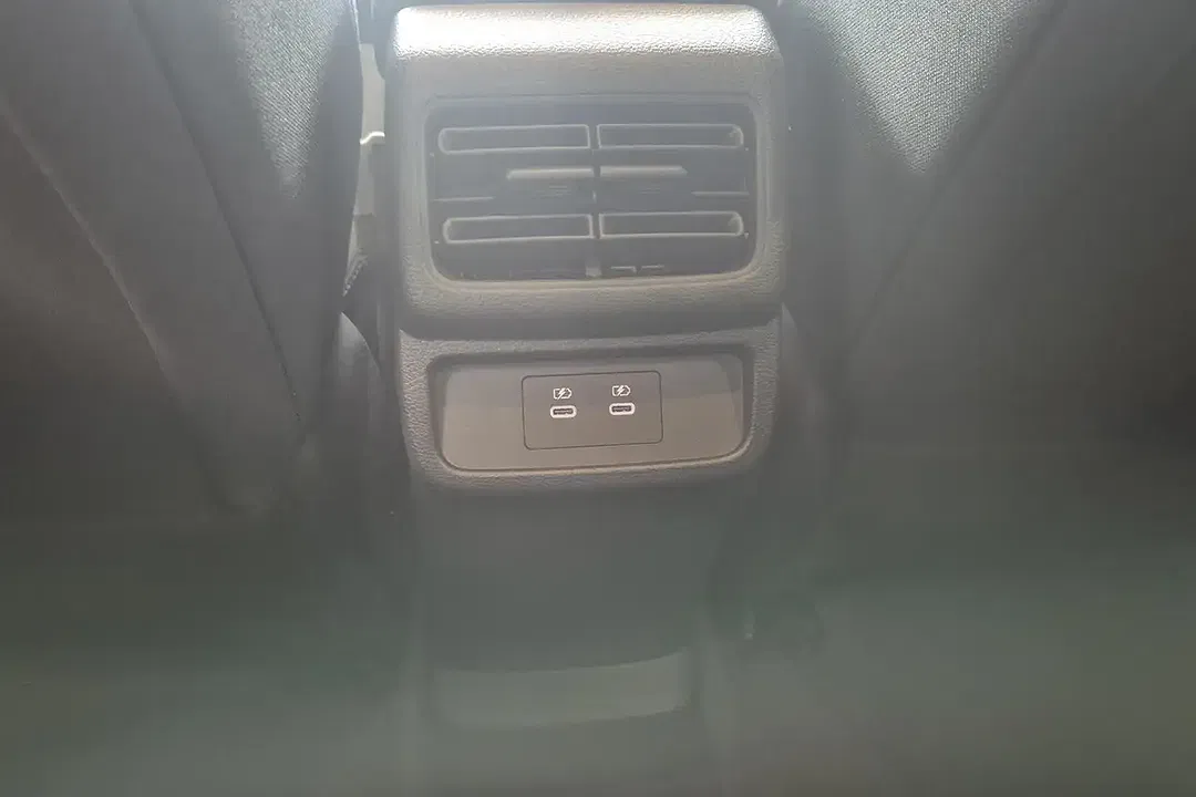 Nissan Leaf Plus - foto 15