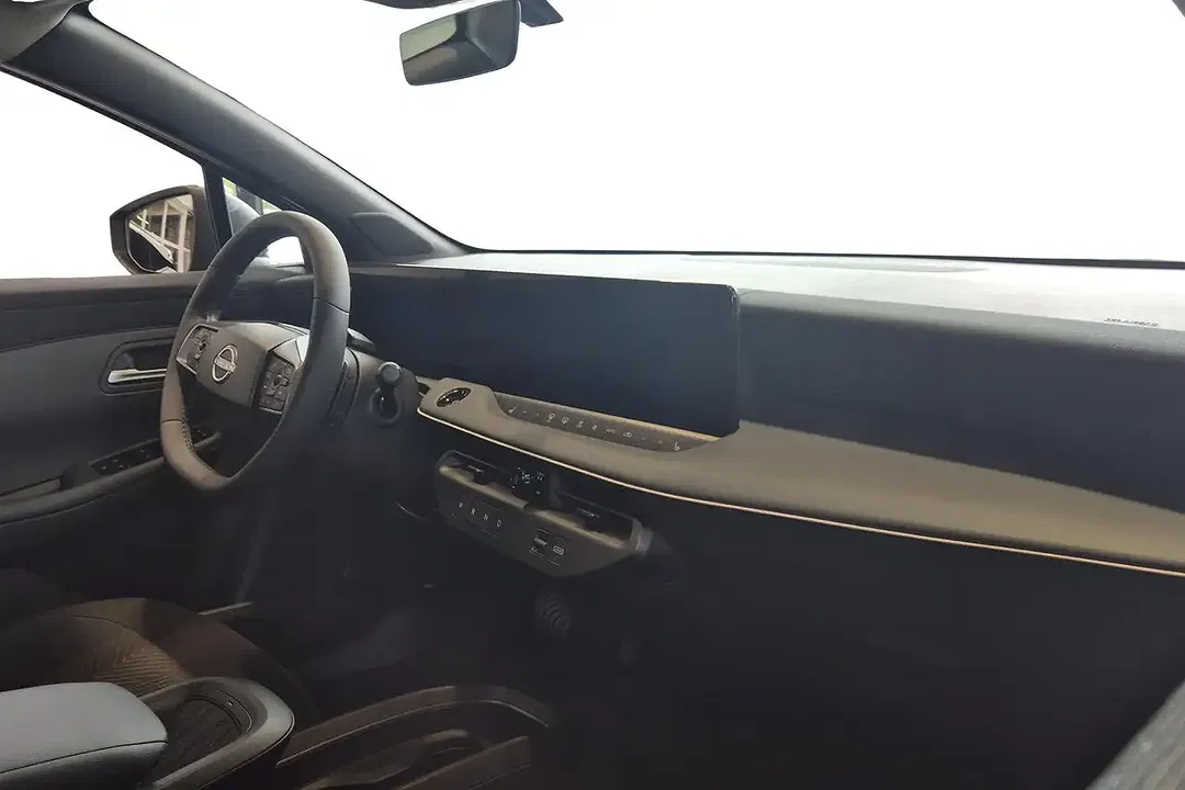 Nissan Leaf Plus - Thumbnail 5
