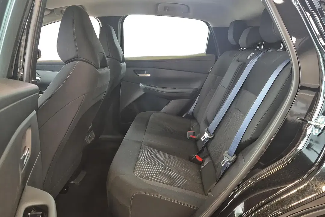 Nissan Leaf Plus - Thumbnail 7