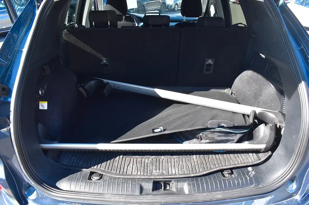 Ford Kuga PHEV Titanium - Thumbnail 12