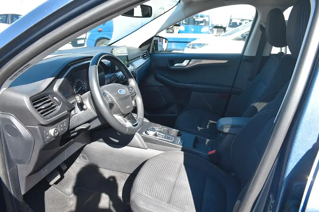 Ford Kuga PHEV Titanium - Thumbnail 8