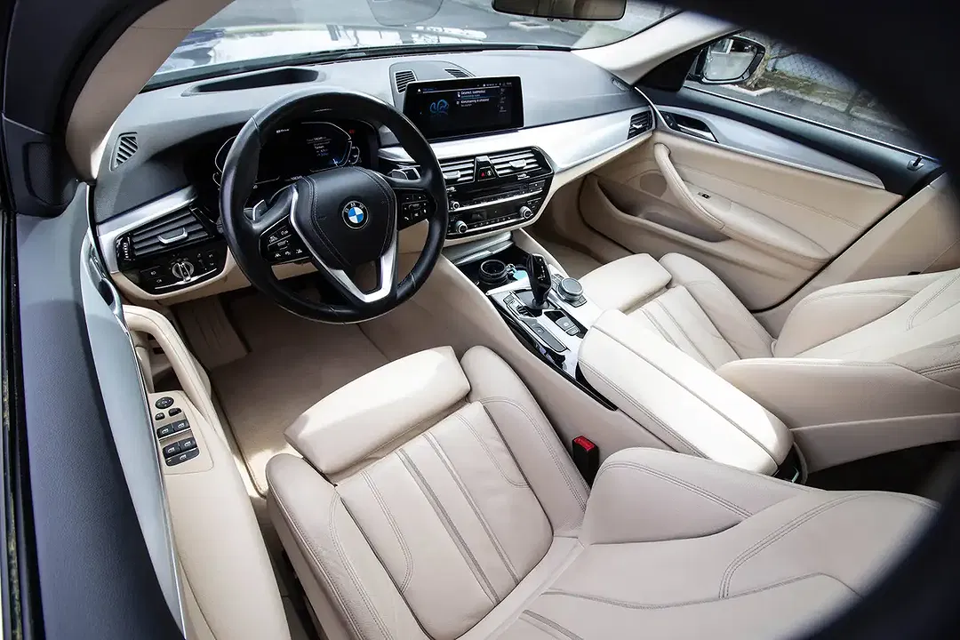 BMW 530 Sport Line - Thumbnail 6