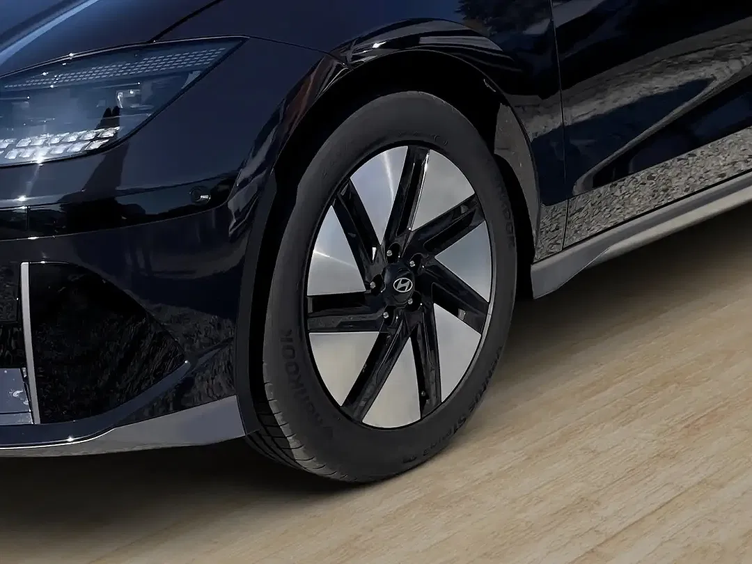 Hyundai IONIQ 6 UNIQ - Thumbnail 6