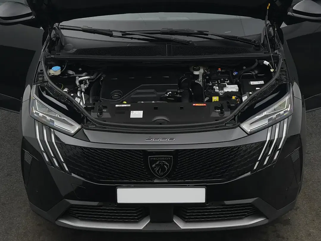 Peugeot 5008 225 PHEV Allure - Thumbnail 5