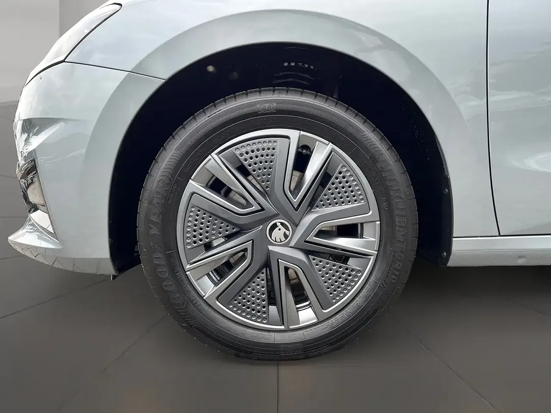 Skoda Fabia 85 TSI DSG Selection - Thumbnail 6