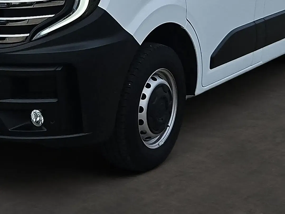 Nissan Interstar 5t L2H2 N-Connecta - Thumbnail 10