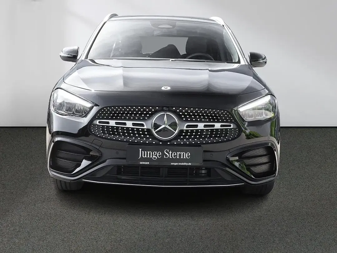 Mercedes-Benz GLA 200 AMG - Thumbnail 3