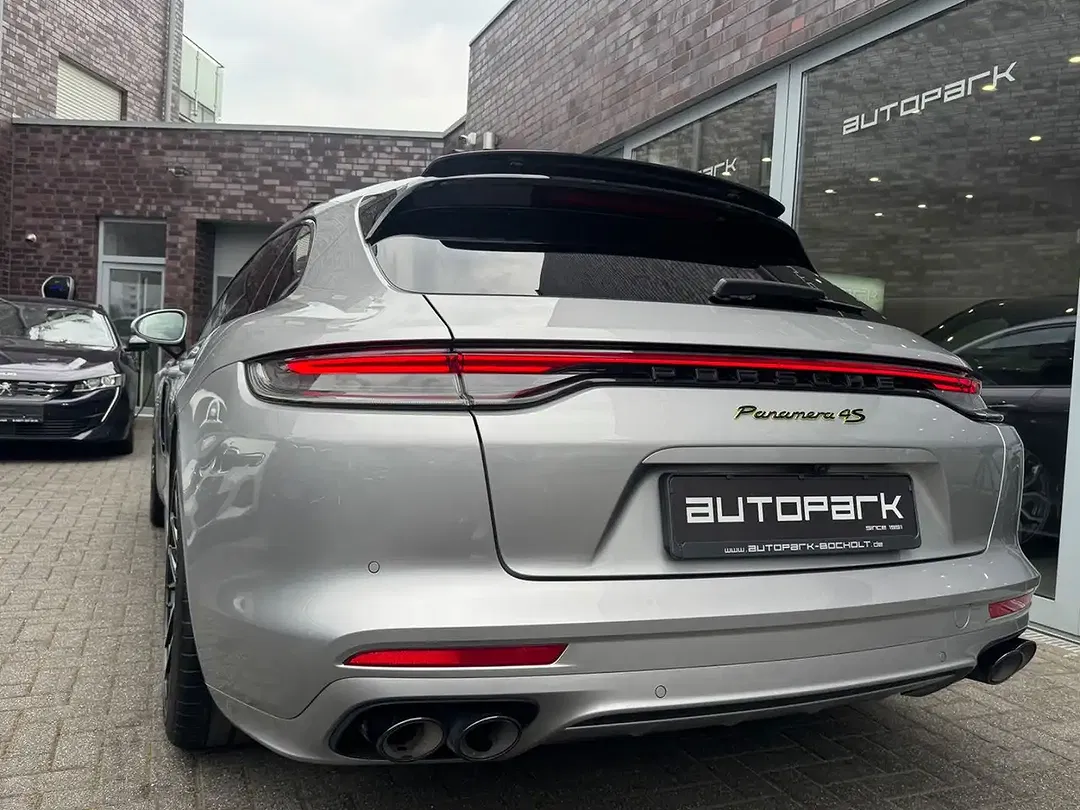 Porsche Panamera E-Hybrid Sport Turismo - Thumbnail 10