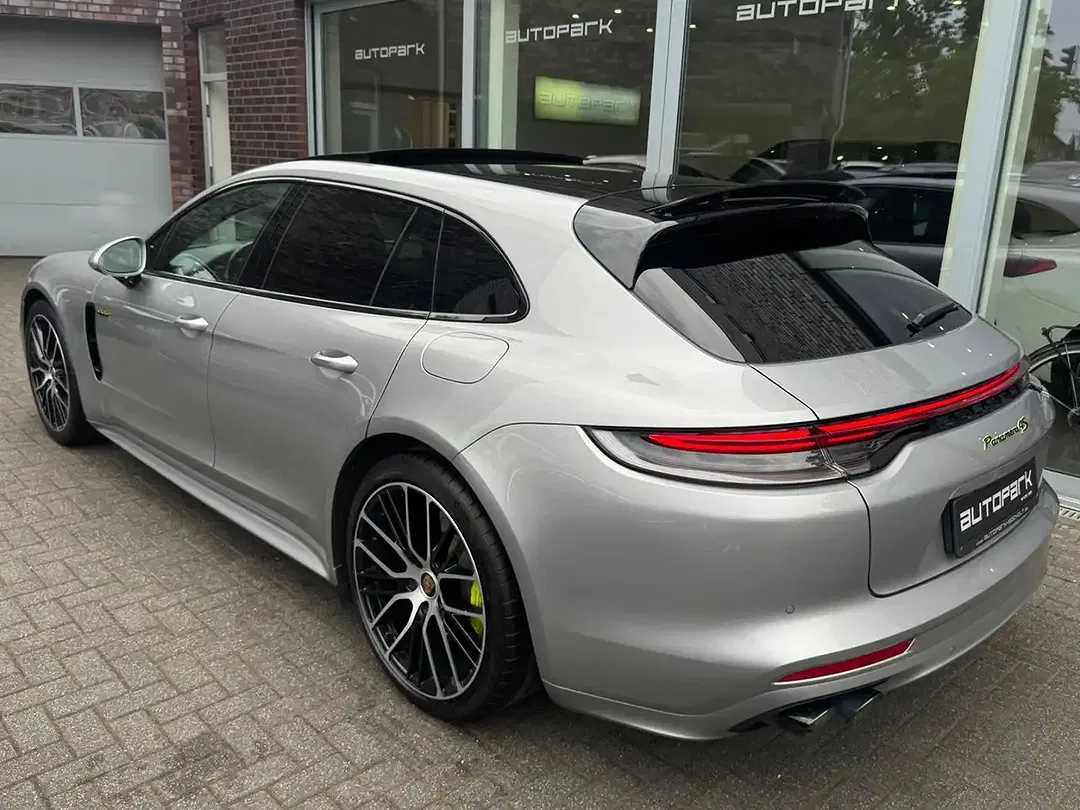 Porsche Panamera E-Hybrid Sport Turismo - Thumbnail 12