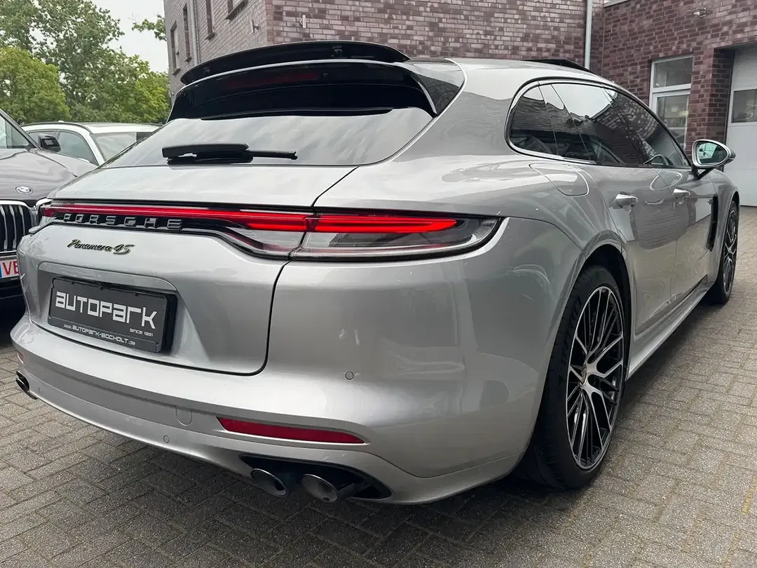 Porsche Panamera E-Hybrid Sport Turismo - Thumbnail 8