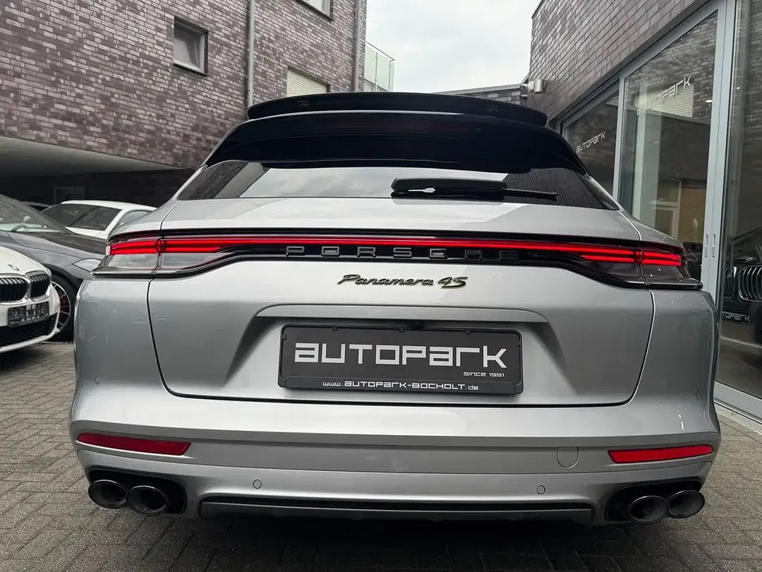 Porsche Panamera E-Hybrid Sport Turismo - Thumbnail 9