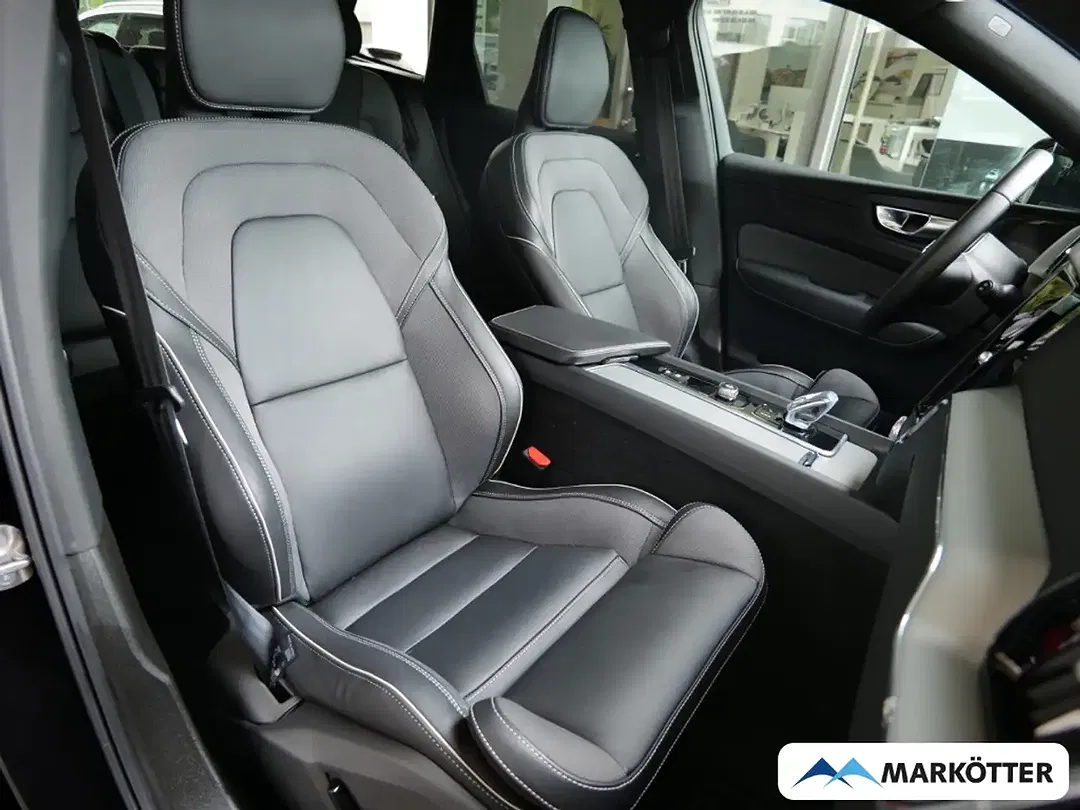 Volvo XC60 T8 AWD Recharge Plus Black Edition - Thumbnail 14