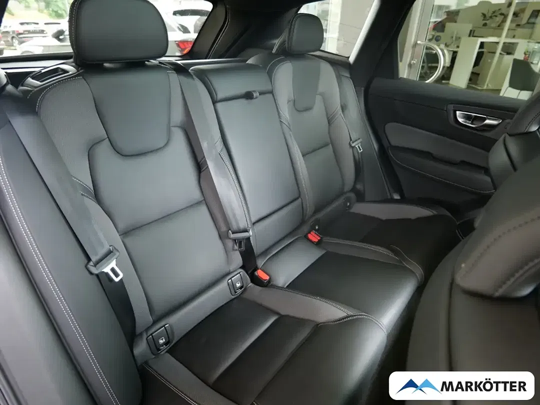 Volvo XC60 T8 AWD Recharge Plus Black Edition - foto 15