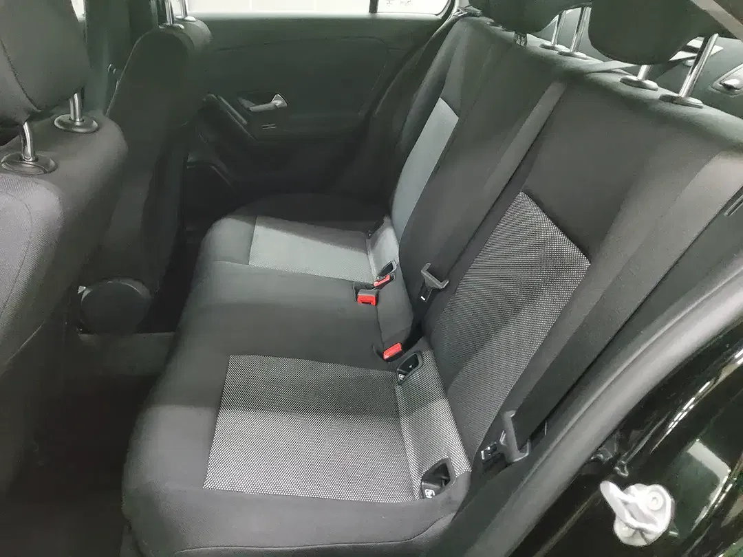 Mercedes-Benz A 250 MBUX - Thumbnail 13