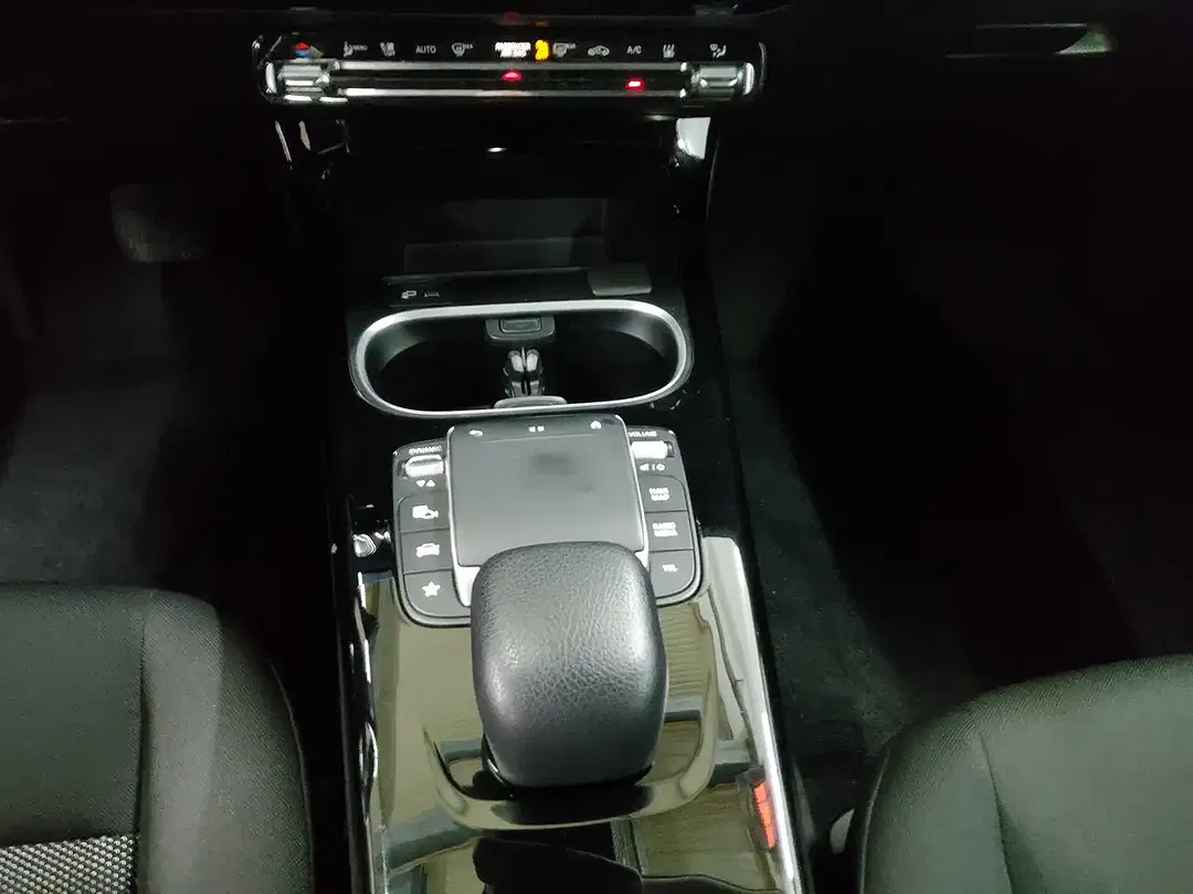 Mercedes-Benz A 250 MBUX - Thumbnail 6