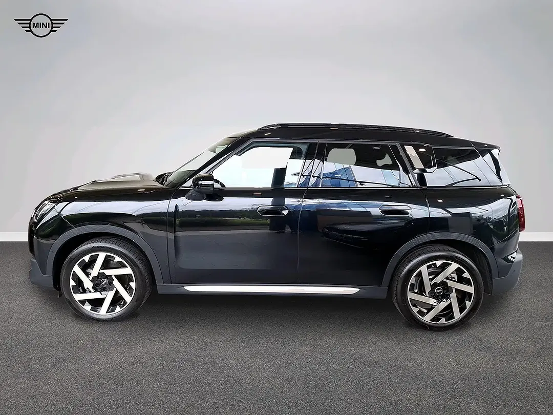 MINI Countryman C Favoured Trim - Thumbnail 3