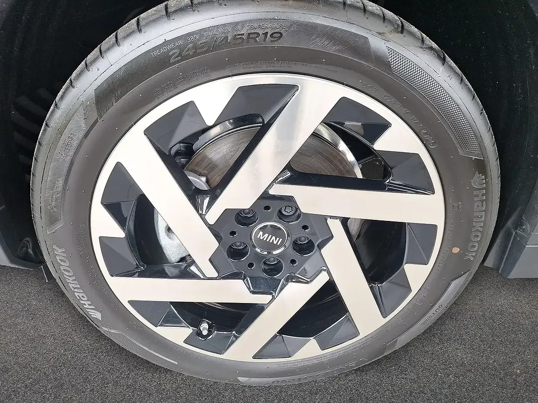 MINI Countryman C Favoured Trim - Thumbnail 9