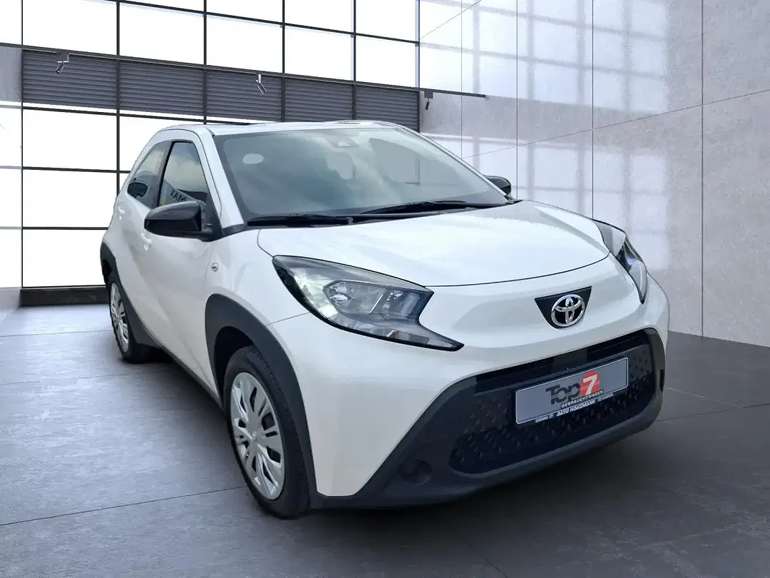 Toyota Aygo Business Edition - Thumbnail 4